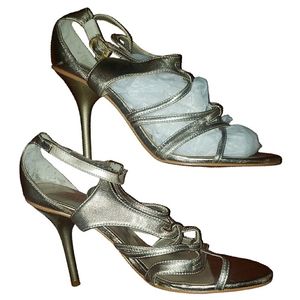 Colin Stuart Leather Open Toe Strappy Ankle Buckle Heels Metallic Gold Sz 7 New